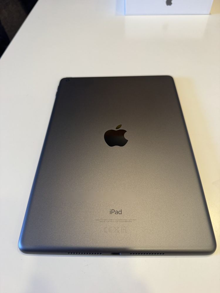 iPad 9ª geração 64 GB + acessórios